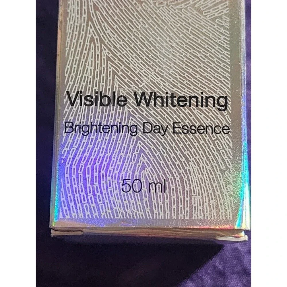 Elizabeth Arden Visible Whitening Brightening Day Essence 1.7 oz Even Skin Tone